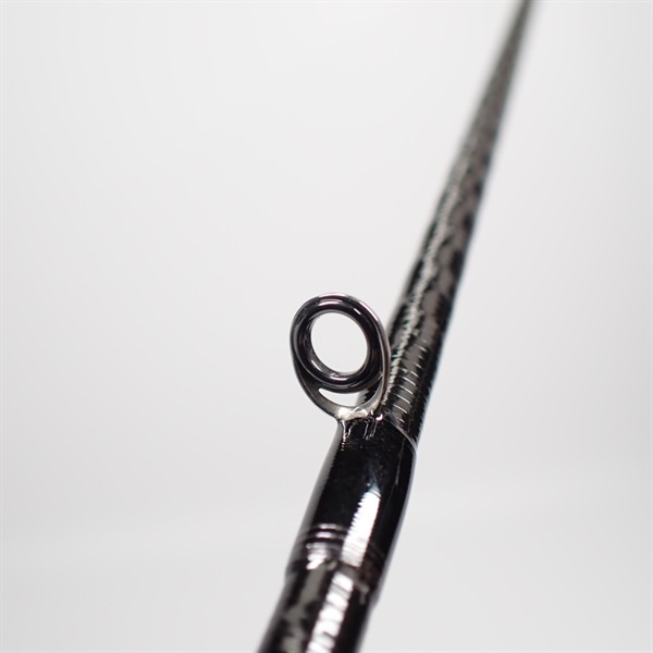 ２２ハードロッカーＳＳＢ８１０ＭＨ＋